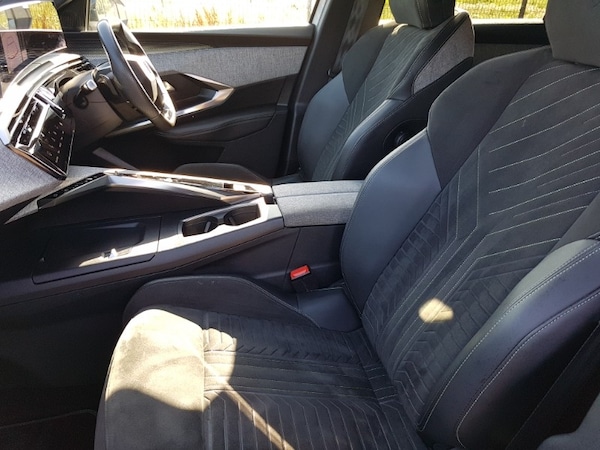 Used Peugeot 3008 2024 for sale - 76145185: Photo 5