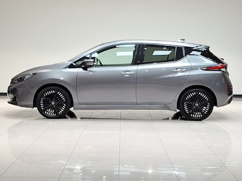 Used Nissan Leaf 2022 for sale - 76695450: Photo