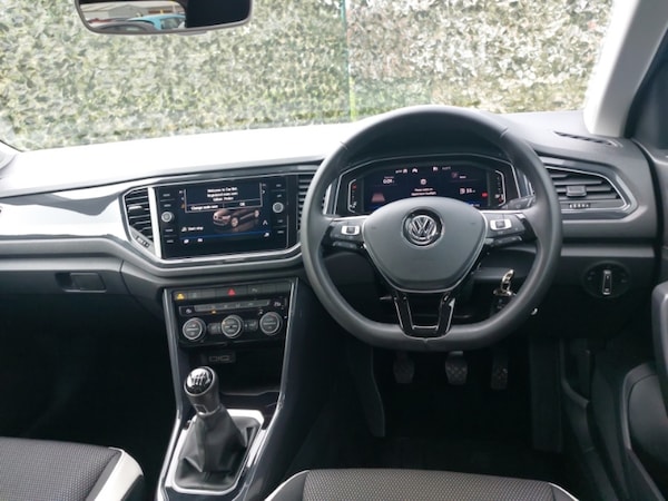 Used Volkswagen T-Roc 2019 for sale - 76220906: Photo 11