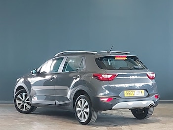 Used Kia Stonic 2023 for sale - 78284216: Photo