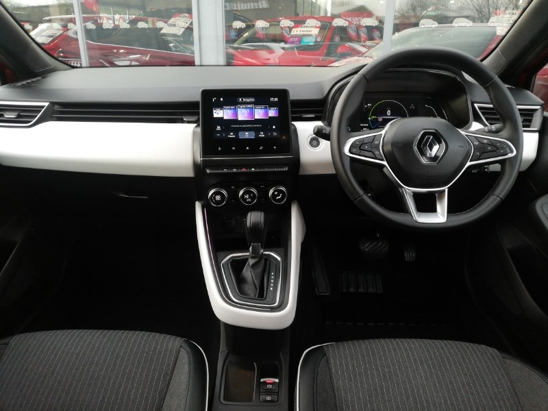 Used Renault Clio 2023 for sale - 77353432: Photo 2