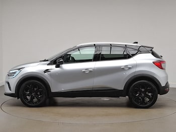 Used Renault Captur 2023 for sale - 76560756: Photo