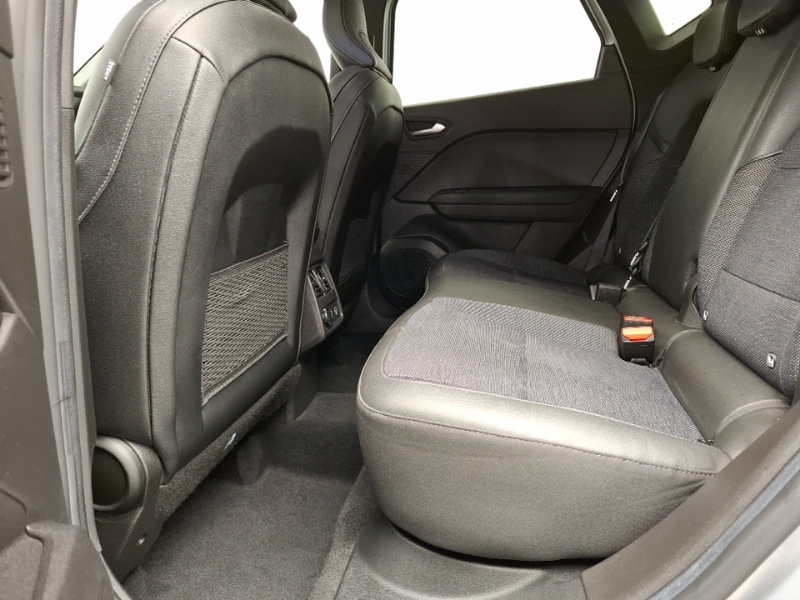 Used Renault Captur 2023 for sale - 76560756: Photo 6