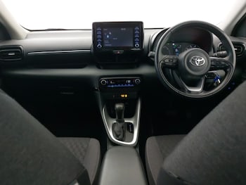 Used Toyota Yaris 2023 for sale - 78688354: Photo