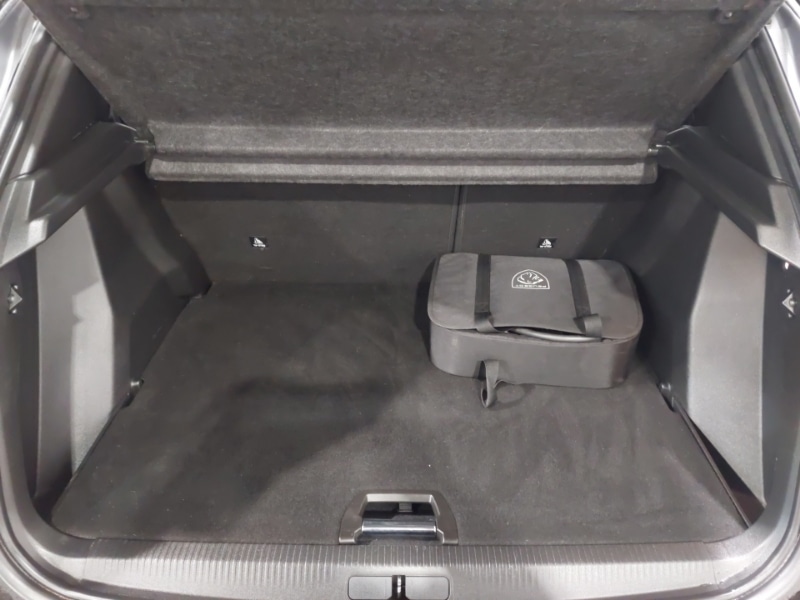 Used Peugeot 2008 2022 for sale - 76471861: Photo 8