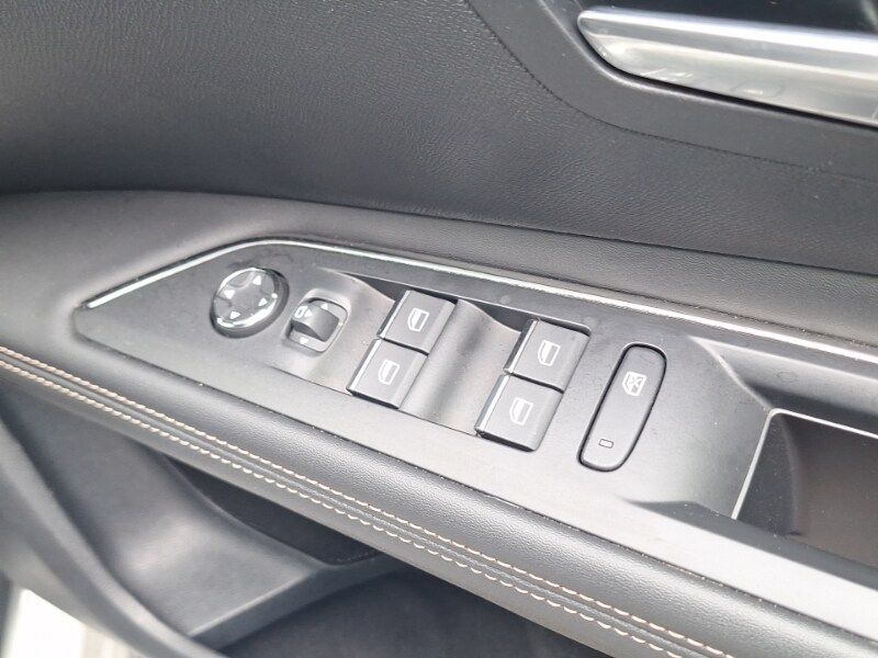 Used Peugeot 3008 2023 for sale - 77380374: Photo 12