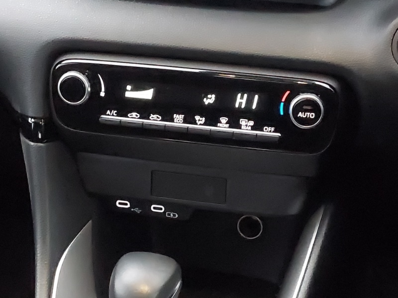 Used Mazda Mazda2 HYBRID 2024 for sale - 77652793: Photo 11