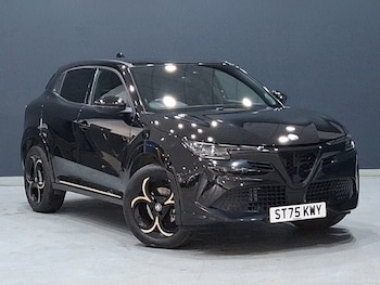 Used Alfa Romeo Junior 2025 for sale - 79525253: Photo