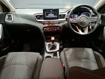 Used Kia Ceed 2019 for sale - 76726838: Photo