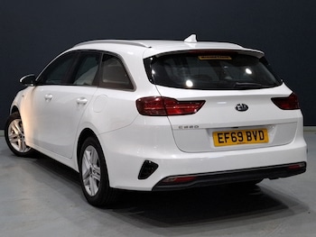 Used Kia Ceed 2019 for sale - 76726838: Photo