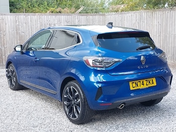 Used Renault Clio 2024 for sale - 76595069: Photo
