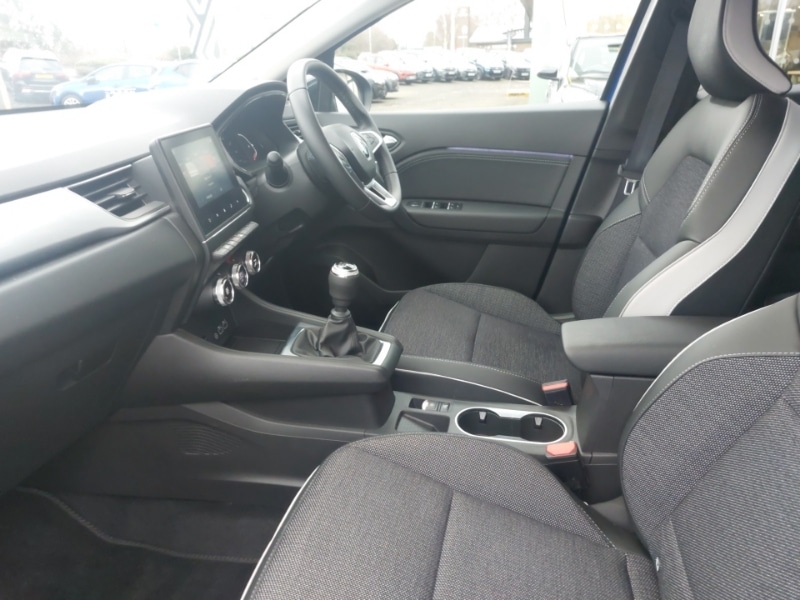 Used Renault Captur 2023 for sale - 76906917: Photo 5