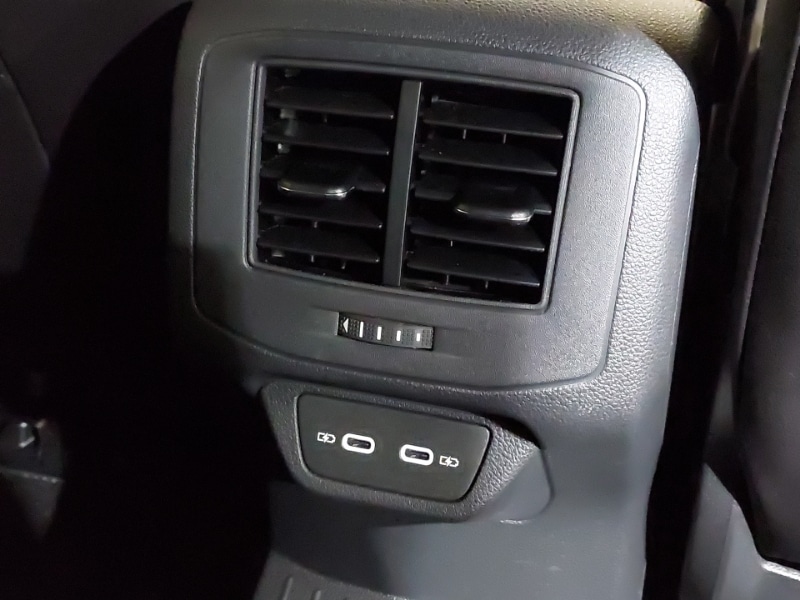 Used Volkswagen T-Roc 2025 for sale - 76947847: Photo 10