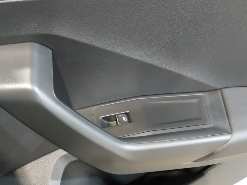 Used Volkswagen T-Roc 2025 for sale - 76947847: Photo 11