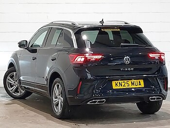 Used Volkswagen T-Roc 2025 for sale - 76947847: Photo