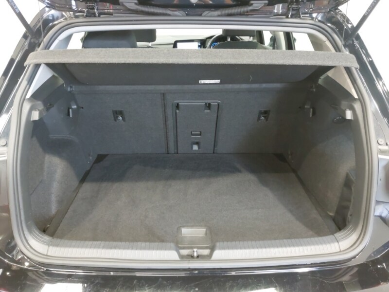 Used Volkswagen Golf 2021 for sale - 77652610: Photo 8