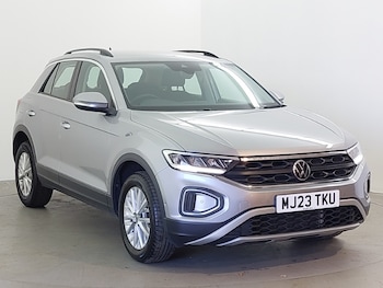 Used Volkswagen T-Roc 2023 for sale - 78567101: Photo