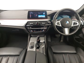 Used BMW 5 Series 2020 for sale - 77740635: Photo