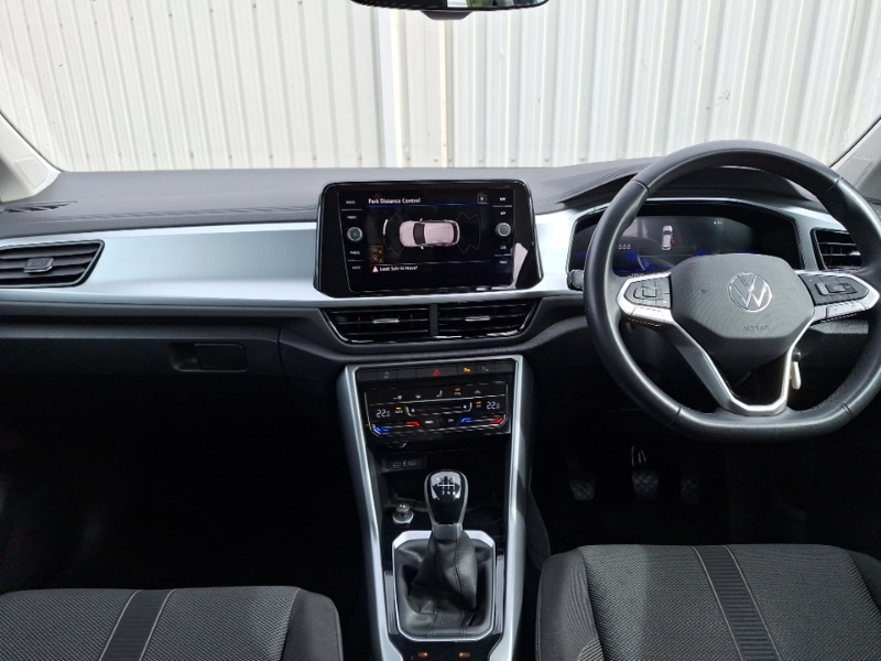 Used Volkswagen T-Roc 2023 for sale - 78146187: Photo 2