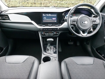 Used Kia Niro 2021 for sale - 76275414: Photo 2
