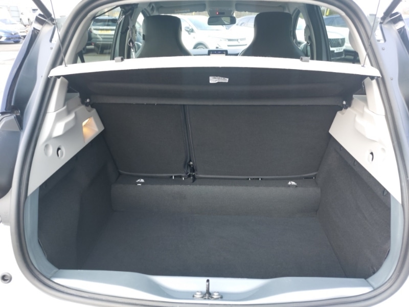 Used Renault Zoe 2022 for sale - 77752684: Photo 8