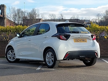 Used Mazda Mazda2 HYBRID 2024 for sale - 77827604: Photo