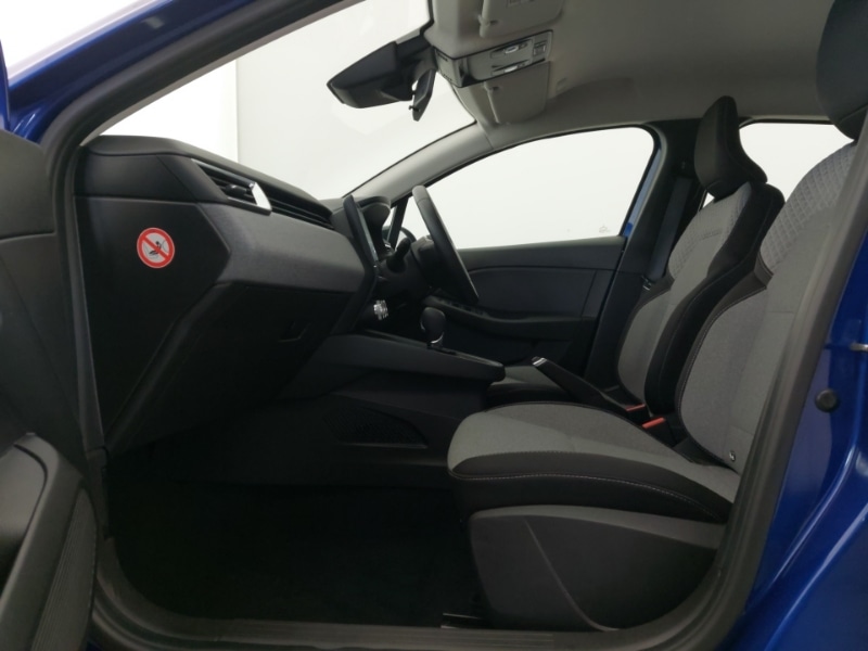 Used Renault Clio 2024 for sale - 76664088: Photo 5