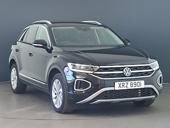 Used Volkswagen T-Roc 2023 for sale - 79597425: Photo