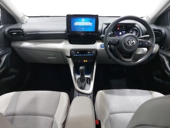 Used Toyota Yaris 2022 for sale - 77636084: Photo