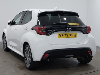 Used Toyota Yaris 2022 for sale - 77636084: Photo