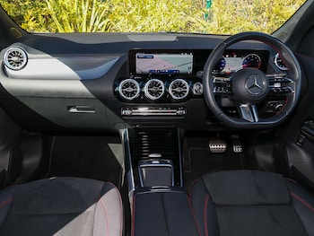 Used Mercedes-Benz GLA 2024 for sale - 77492082: Photo