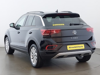 Used Volkswagen T-Roc 2025 for sale - 76920740: Photo