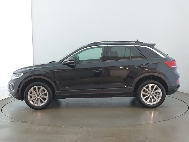 Used Volkswagen T-Roc 2025 for sale - 76920740: Photo 4