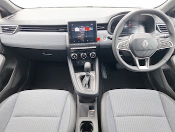 Used Renault Clio 2025 for sale - 78940627: Photo