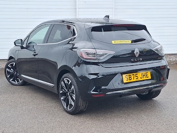 Used Renault Clio 2025 for sale - 78940627: Photo