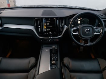 Used Volvo XC60 2021 for sale - 77012651: Photo