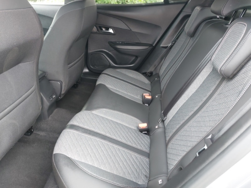 Used Peugeot 2008 2024 for sale - 76771170: Photo 6