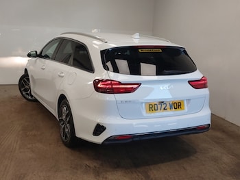 Used Kia Ceed 2022 for sale - 75622008: Photo