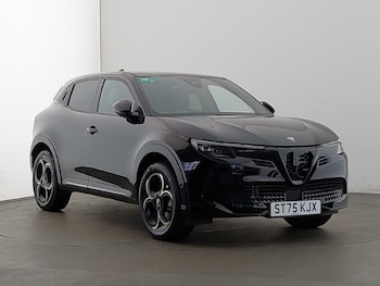 Used Alfa Romeo Junior 2025 for sale - 78093252: Photo