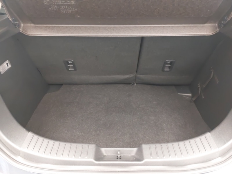 Used Mazda Mazda2 2023 for sale - 76552931: Photo 8