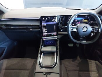 Used Renault Austral 2023 for sale - 77266102: Photo