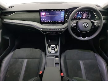 Used Skoda Octavia 2024 for sale - 76589688: Photo