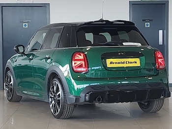Used MINI Hatch 2024 for sale - 75608565: Photo