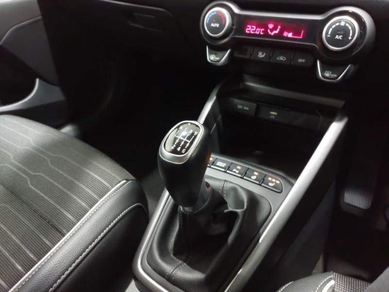 Used Kia Stonic 2022 for sale - 77085957: Photo 12