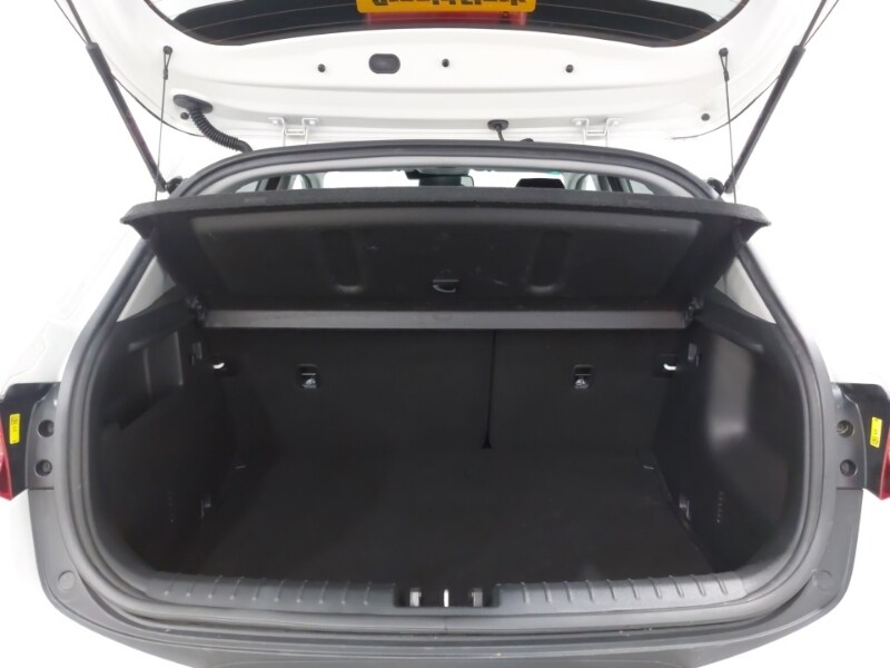 Used Kia Stonic 2022 for sale - 77085957: Photo 8