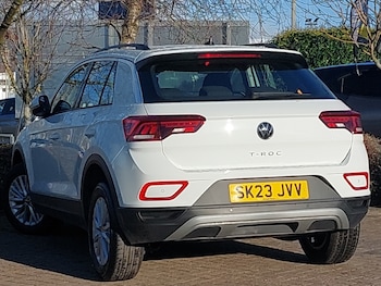 Used Volkswagen T-Roc 2023 for sale - 77458391: Photo