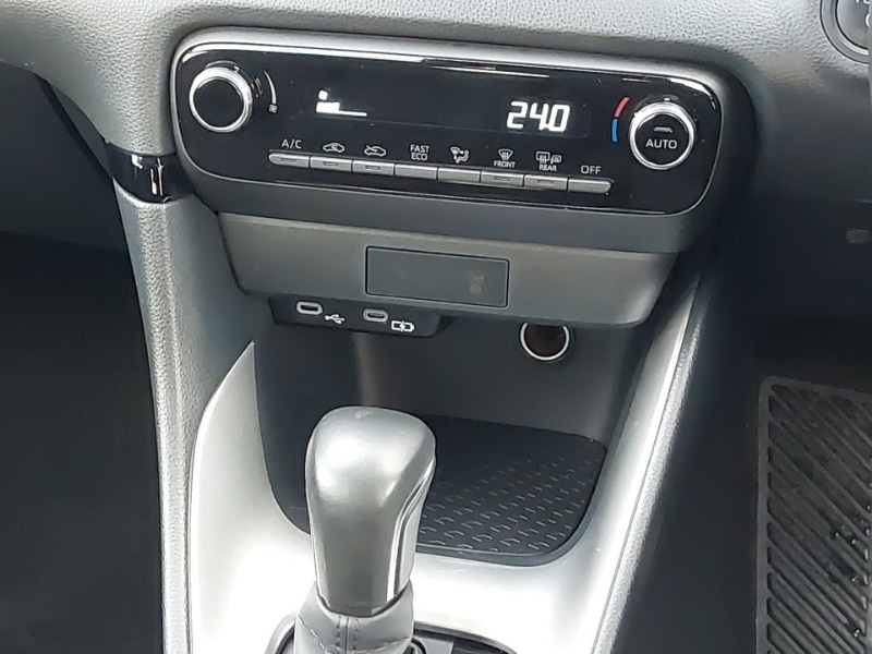 Used Mazda Mazda2 HYBRID 2024 for sale - 77565662: Photo 11