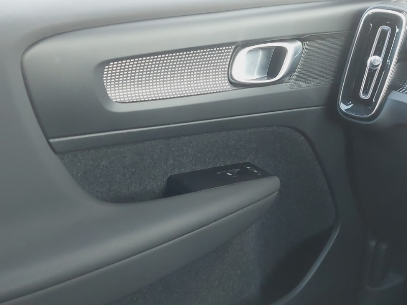 Used Volvo XC40 2021 for sale - 76920711: Photo 11