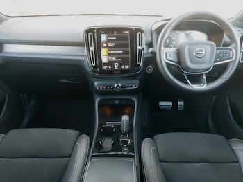 Used Volvo XC40 2021 for sale - 76920711: Photo