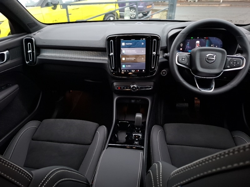 Used Volvo XC40 2025 for sale - 77284926: Photo 2